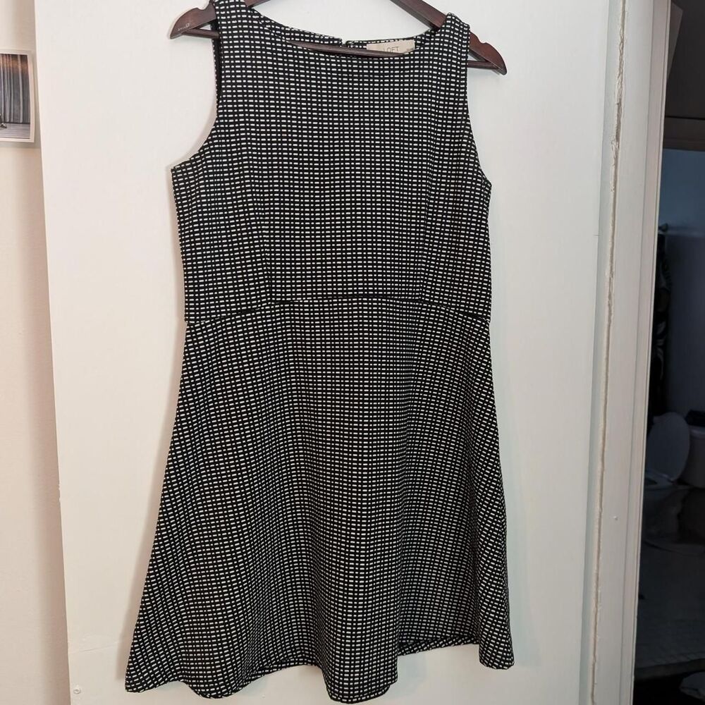 Loft Petite Women's White and Black Work-dresses